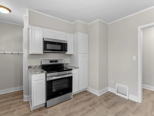 $329,900 | 545 Upper Road, Kohler, WI 53044