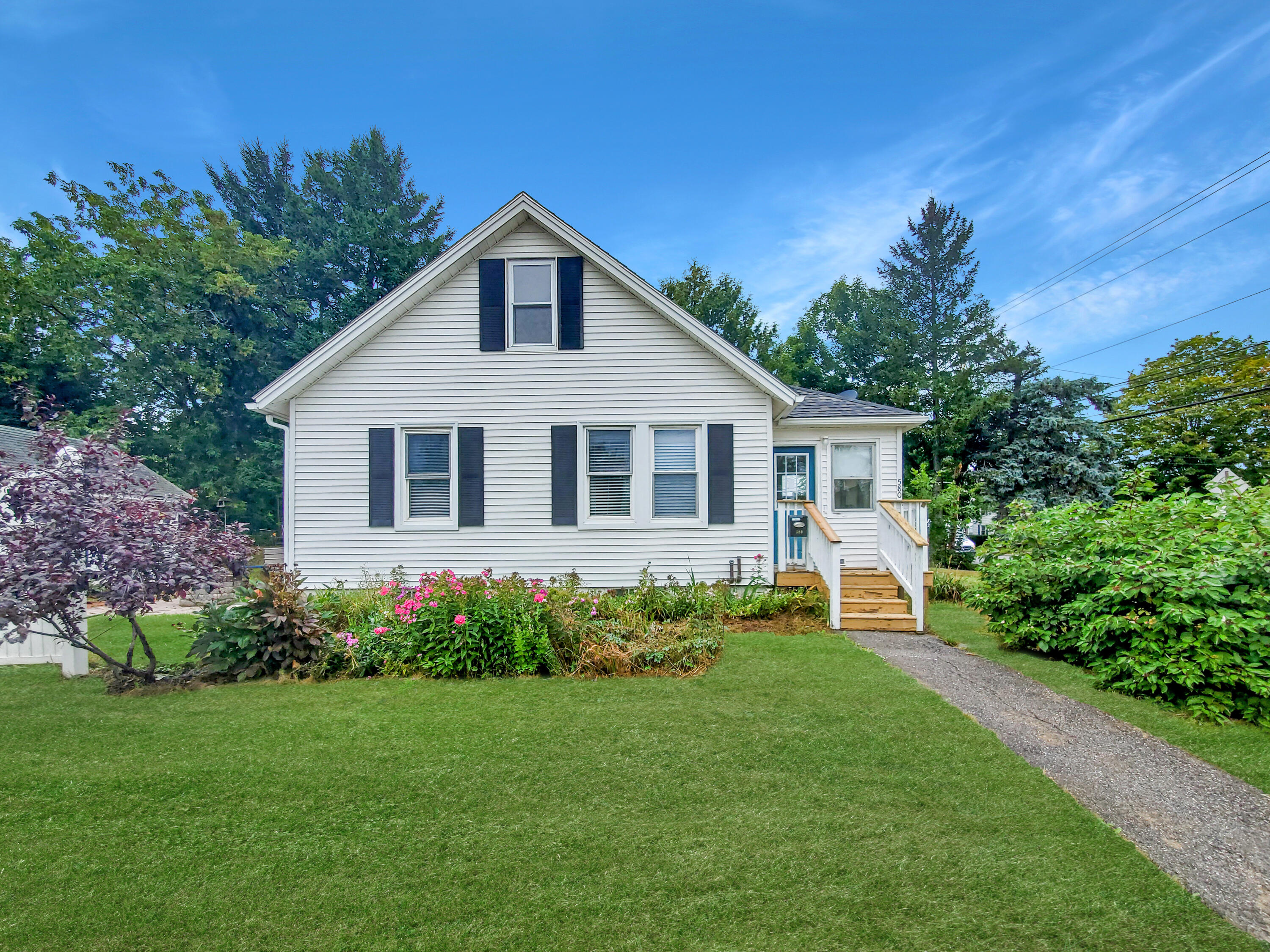 580 Union Street Bangor, ME 04401 - Photo 2 of 47 20230911_142616