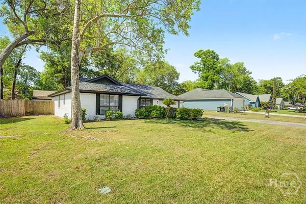 $2,500 | 13 North Nicholson Circle, Savannah, GA 31419
