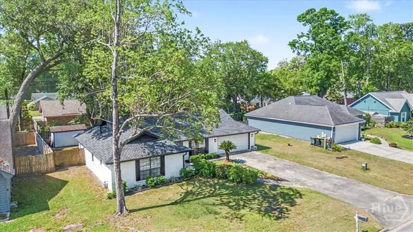 $2,500 | 13 North Nicholson Circle, Savannah, GA 31419