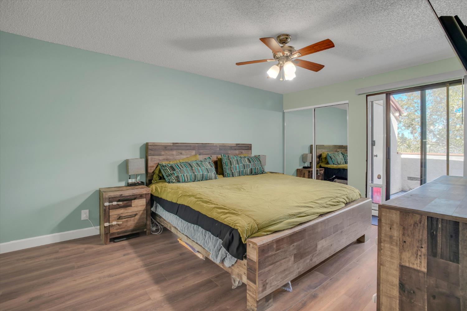 1670 Clayton Road, Unit 20 Concord, CA 94520 - Photo 13 of 25 Gallery Image 13