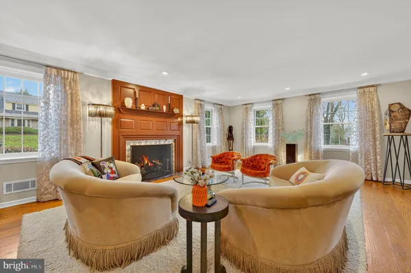 $950,000 | 2011 Sycamore Street, Bethlehem, PA 18017