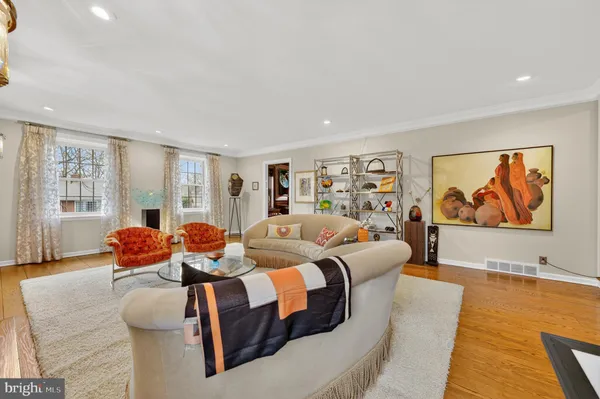 $950,000 | 2011 Sycamore Street, Bethlehem, PA 18017