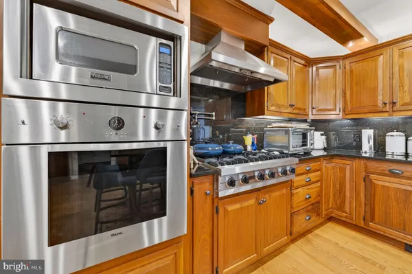 $950,000 | 2011 Sycamore Street, Bethlehem, PA 18017