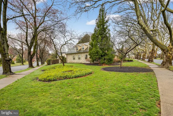 $950,000 | 2011 Sycamore Street, Bethlehem, PA 18017