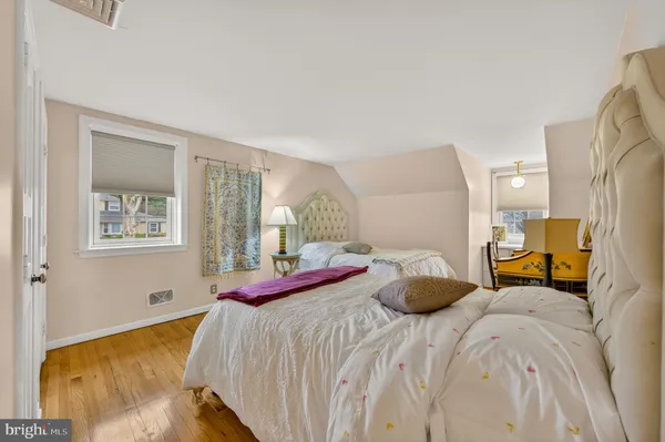 $950,000 | 2011 Sycamore Street, Bethlehem, PA 18017