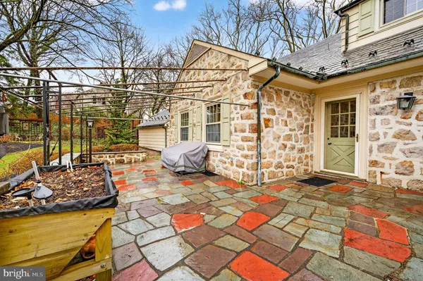 $950,000 | 2011 Sycamore Street, Bethlehem, PA 18017