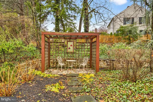 $950,000 | 2011 Sycamore Street, Bethlehem, PA 18017
