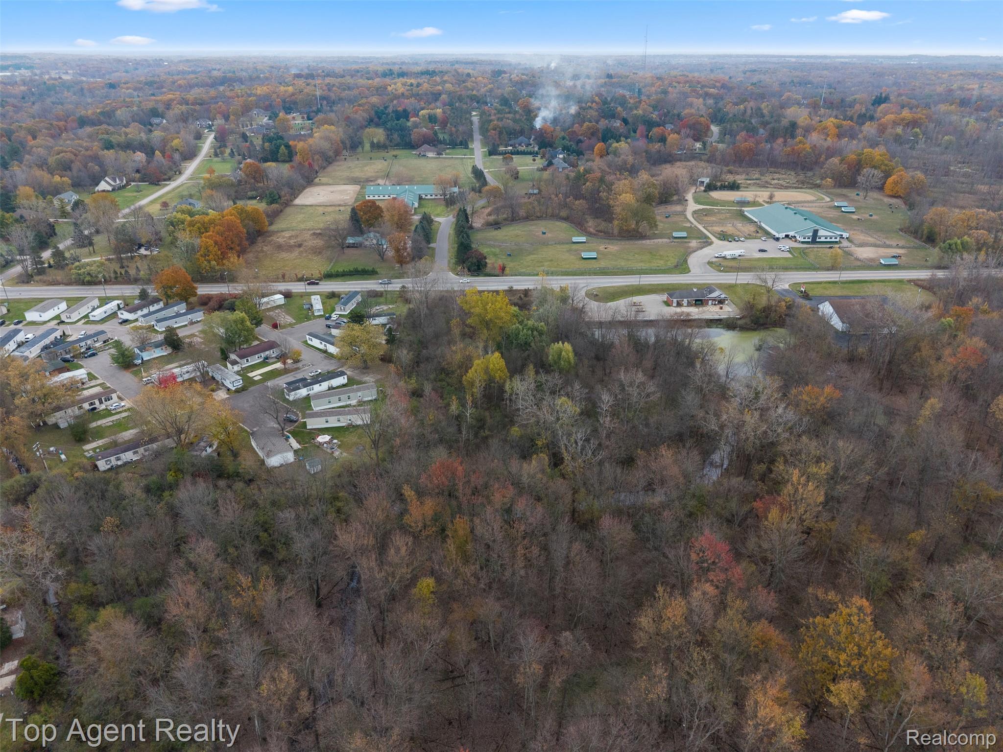 433 Rochester Road Leonard, MI 48367 - Photo 8 of 11 rocherter rd_007.jpg