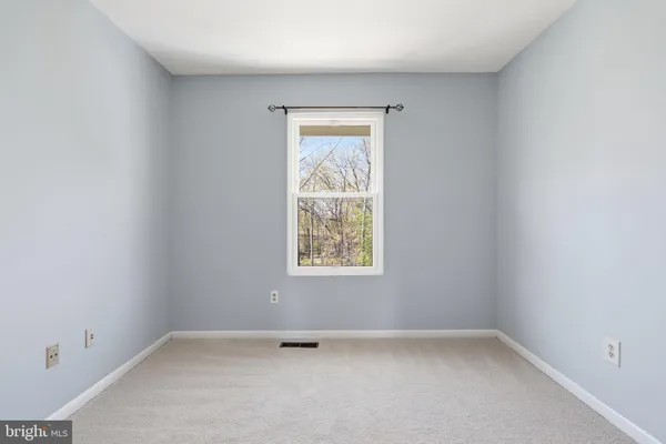 $525,000 | 13315 Aiken Place, Herndon, VA 20170