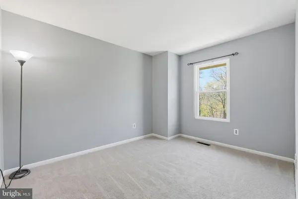 $525,000 | 13315 Aiken Place, Herndon, VA 20170