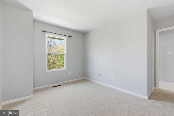 $525,000 | 13315 Aiken Place, Herndon, VA 20170