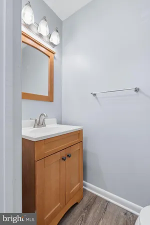 $525,000 | 13315 Aiken Place, Herndon, VA 20170