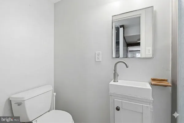 $525,000 | 13315 Aiken Place, Herndon, VA 20170
