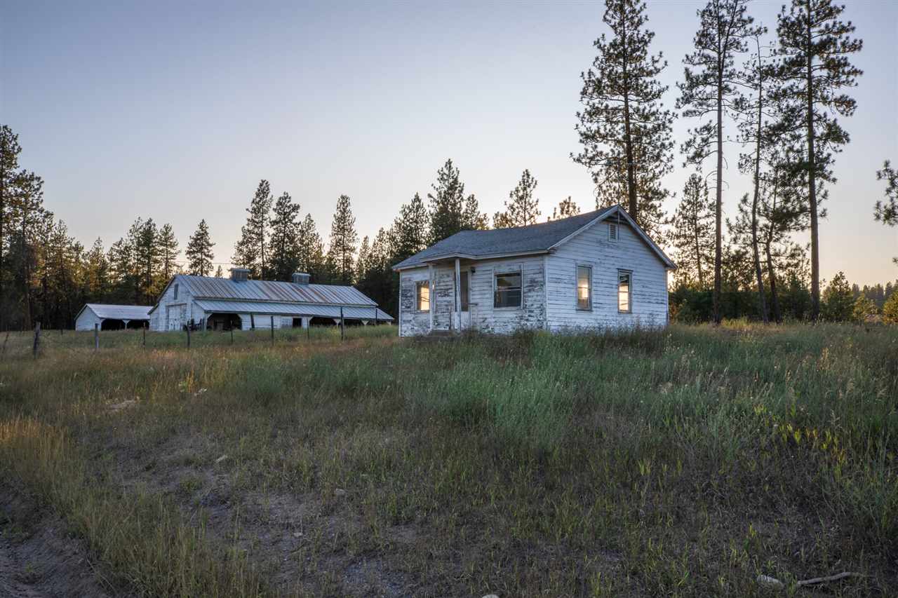 24910 North Crescent Road Chattaroy, WA 99003 - Photo 2 of 14 Gallery Image 2