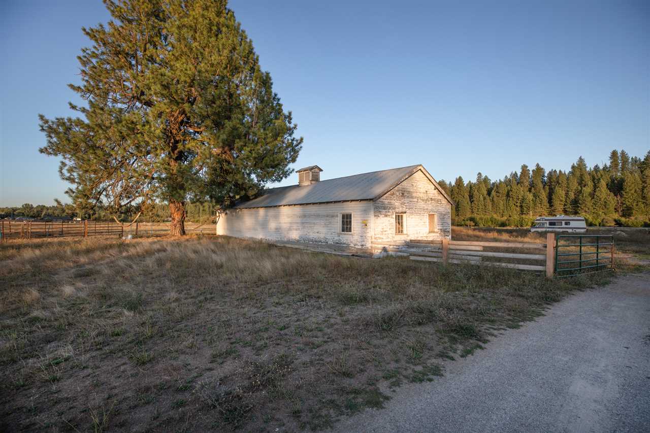 24910 North Crescent Road Chattaroy, WA 99003 - Photo 7 of 14 Gallery Image 7