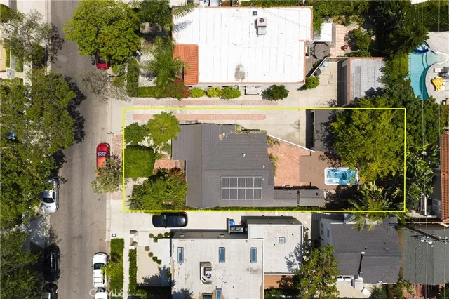 $1,695,000 | 8748 Ashcroft Avenue, West Hollywood, CA 90048