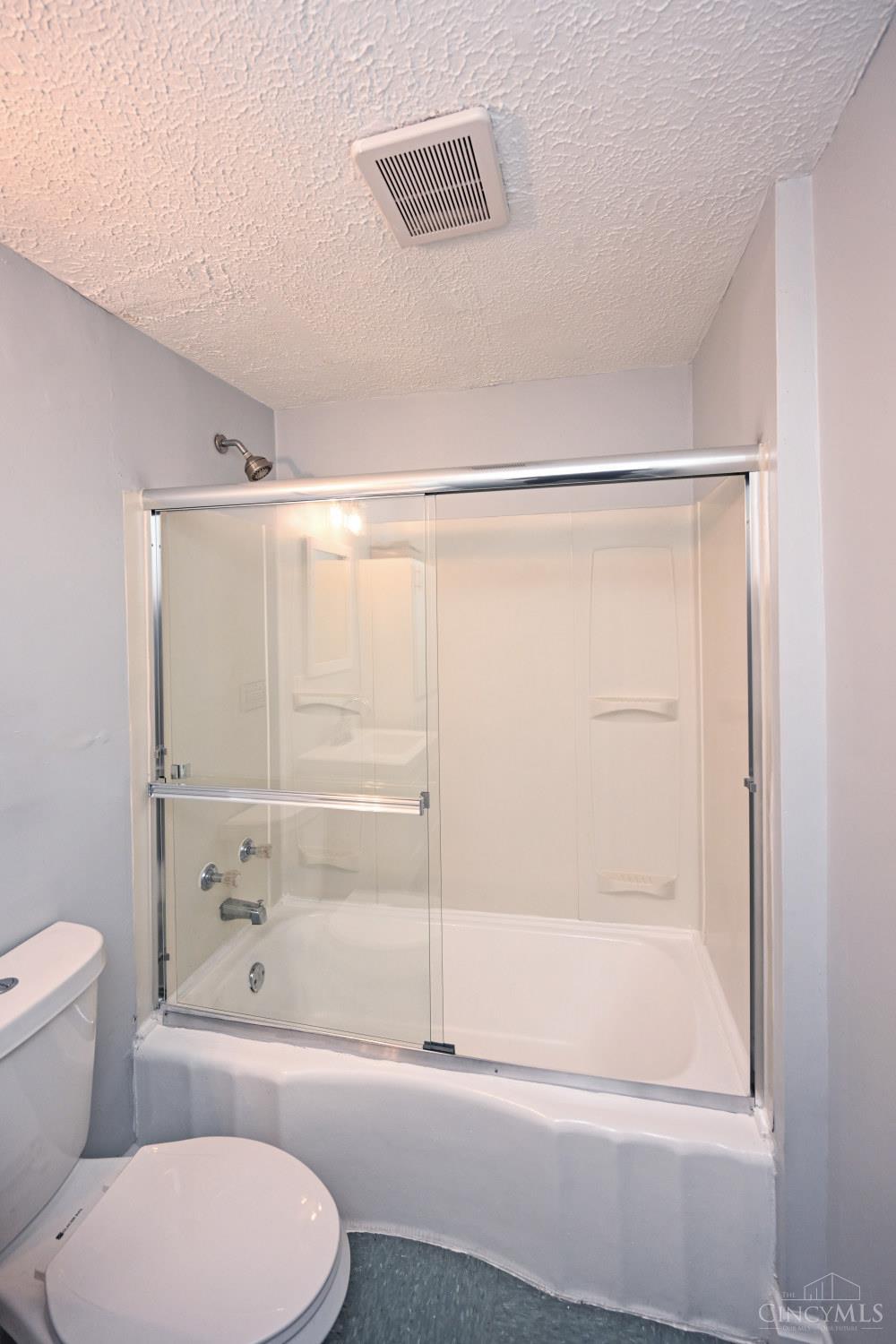 6210 Berauer Road, Unit 1 Cincinnati, OH 45248 - Photo 13 of 20