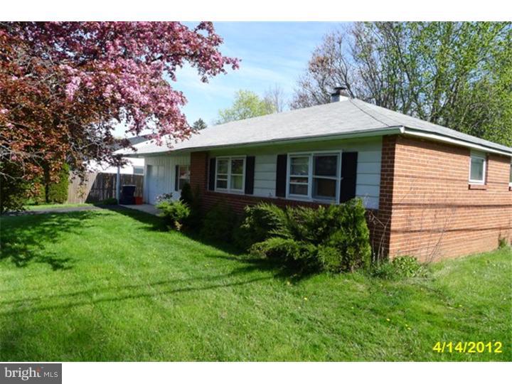 209 Oaktree Road Norristown, PA 19401 - Photo 2 of 15 Gallery Image 2