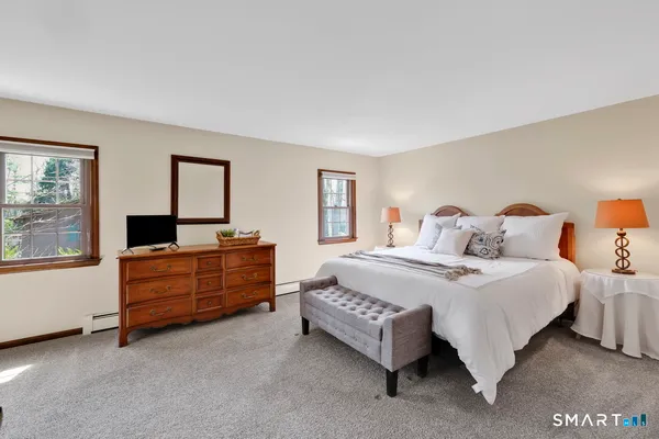 $417,500 | 3 Old Colony Lane, Cromwell, CT 06416