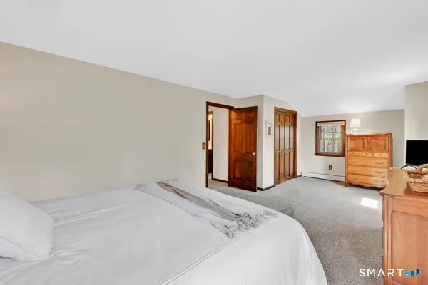 $417,500 | 3 Old Colony Lane, Cromwell, CT 06416