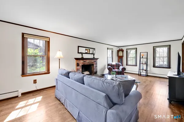 $417,500 | 3 Old Colony Lane, Cromwell, CT 06416