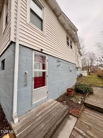$198,000 | 720 Front Street East, Coeburn, VA 24230