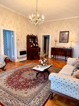 $198,000 | 720 Front Street East, Coeburn, VA 24230