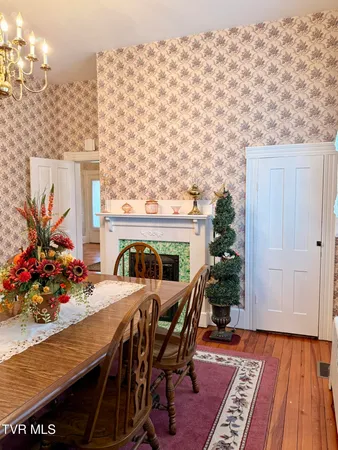 $198,000 | 720 Front Street East, Coeburn, VA 24230