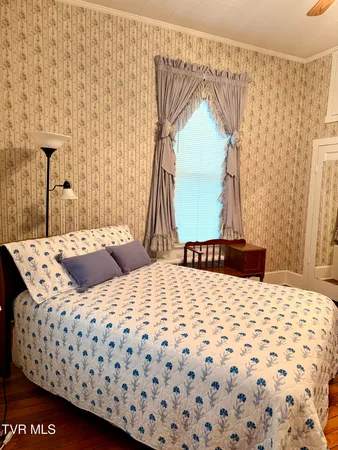 $198,000 | 720 Front Street East, Coeburn, VA 24230