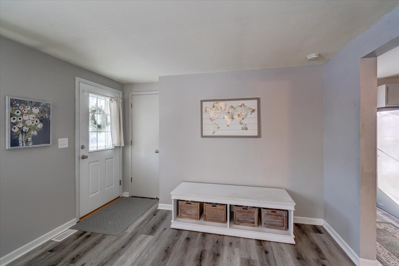 313 North Main Street Poynette, WI 53955 - Photo 9 of 37