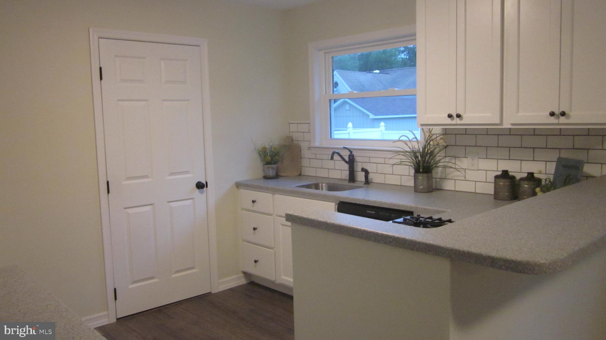 132 Rutgers Road Pennsville, NJ 08070 - Photo 9 of 23