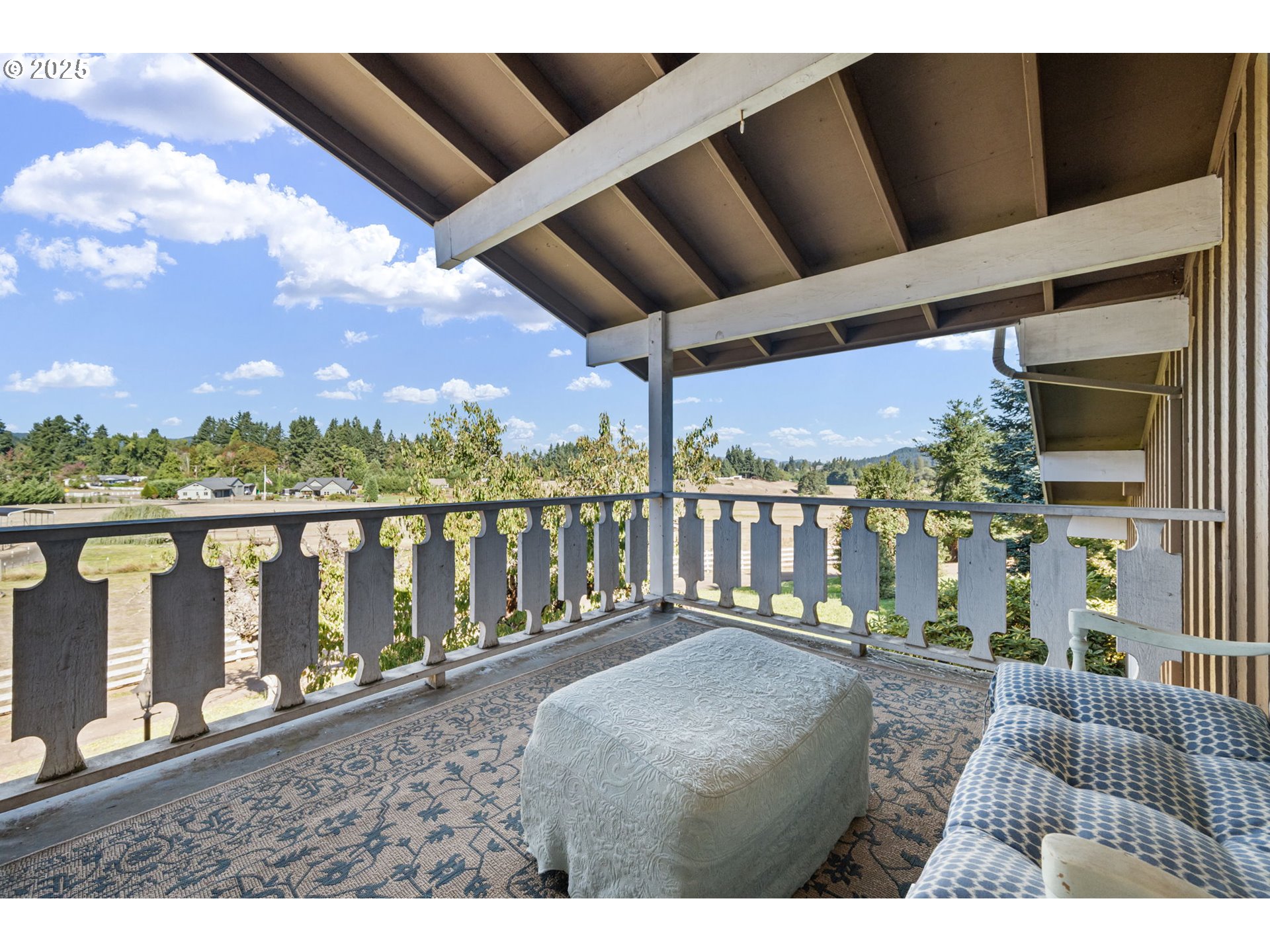 32313 Green Acres Loop Cottage Grove, OR 97424 - Photo 12 of 34