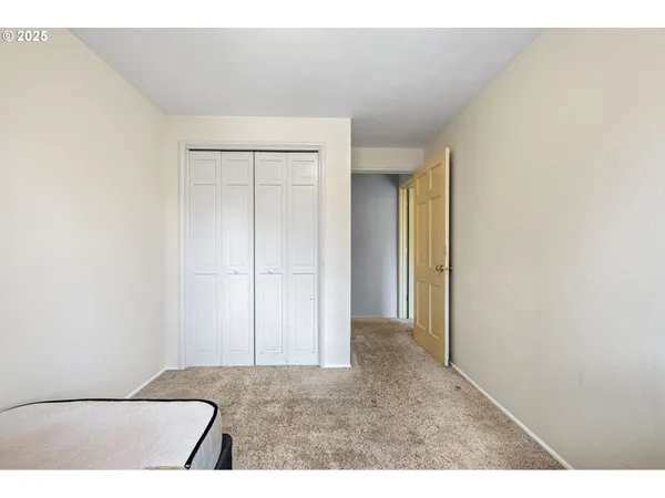 $825,000 | 32313 Green Acres Loop, Cottage Grove, OR 97424