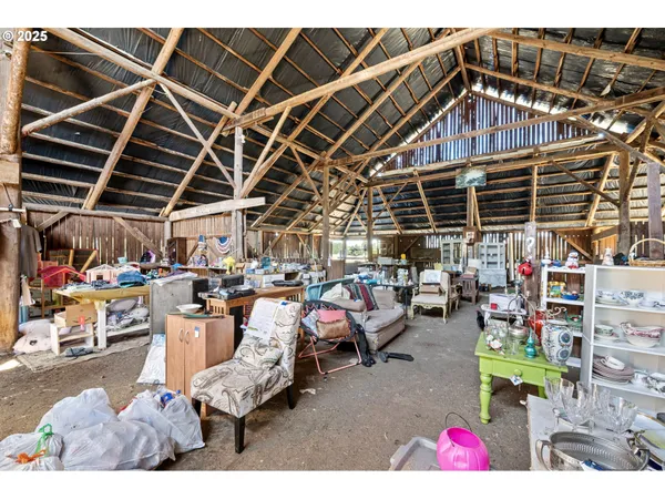 $825,000 | 32313 Green Acres Loop, Cottage Grove, OR 97424