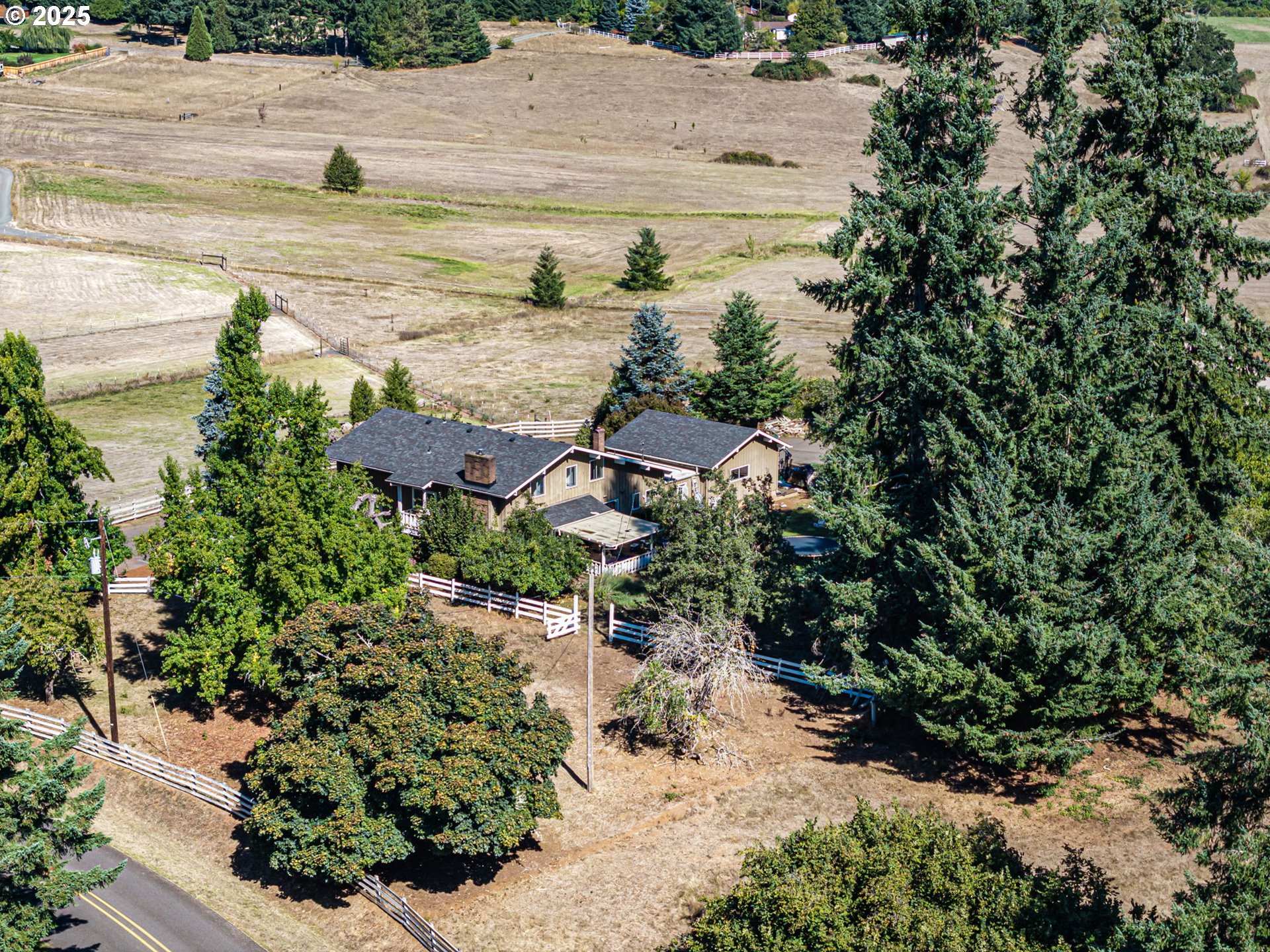 32313 Green Acres Loop Cottage Grove, OR 97424 - Photo 31 of 34