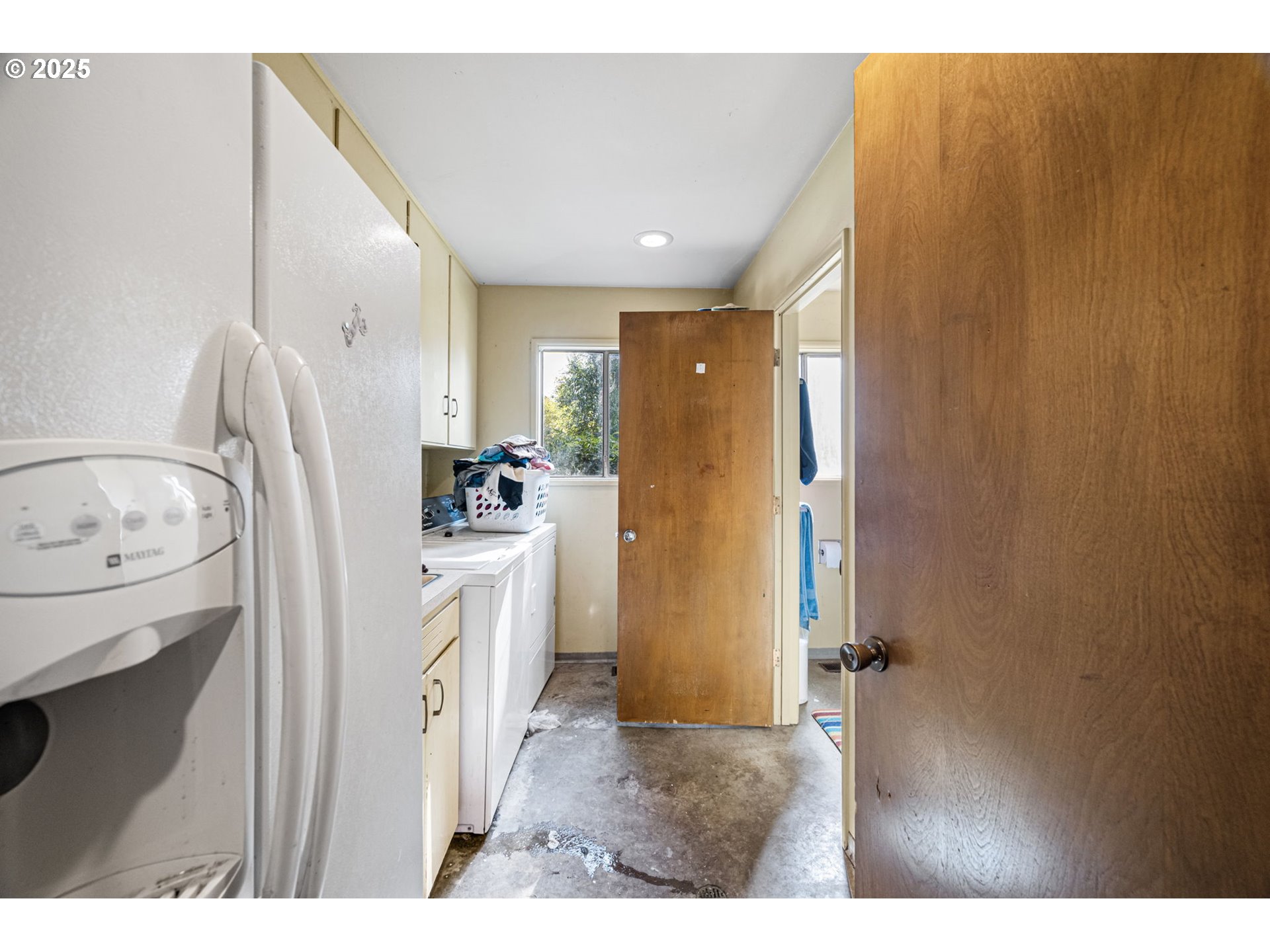 32313 Green Acres Loop Cottage Grove, OR 97424 - Photo 7 of 34