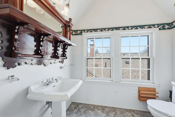 $239,900 | 4533 East Lafayette Esplanade, Fort Wayne, IN 46806