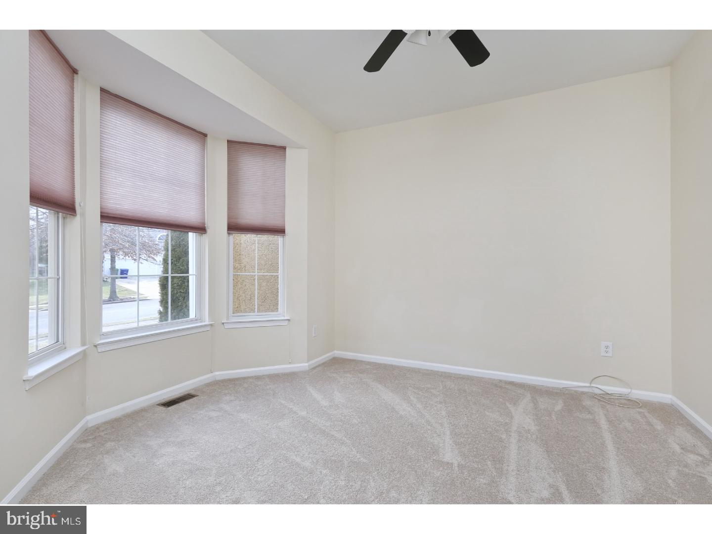 22 Albany Road Marlton, NJ 08053 - Photo 3 of 25 Office / Study