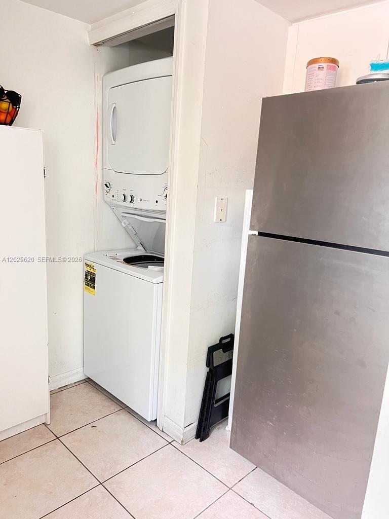 2475 Northwest 16th St Road, Unit 215 Miami, FL 33125 - Photo 12 of 17
