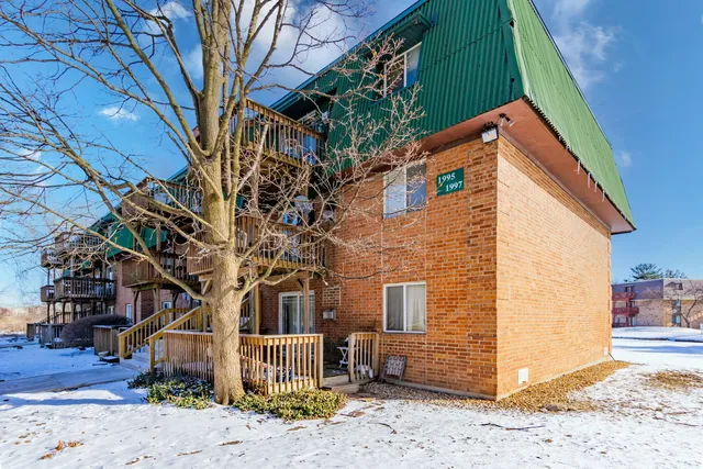 $1,750 | 1995 Tall Oaks Drive, Unit 3B, Aurora, IL 60505