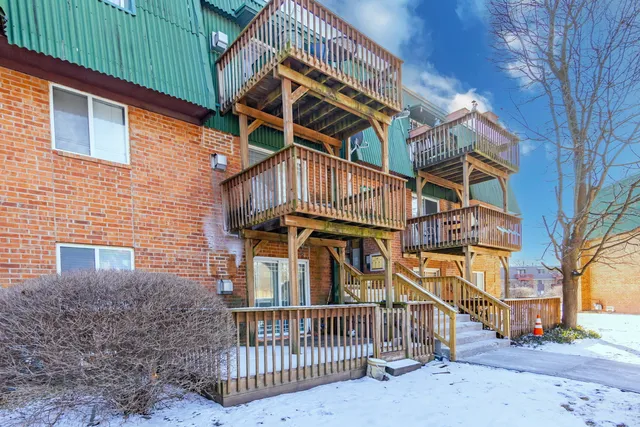 $1,750 | 1995 Tall Oaks Drive, Unit 3B, Aurora, IL 60505