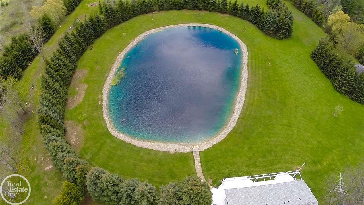 6595 Comstock Road Jeddo, MI 48032 - Photo 4 of 56 31288901-3.JPG