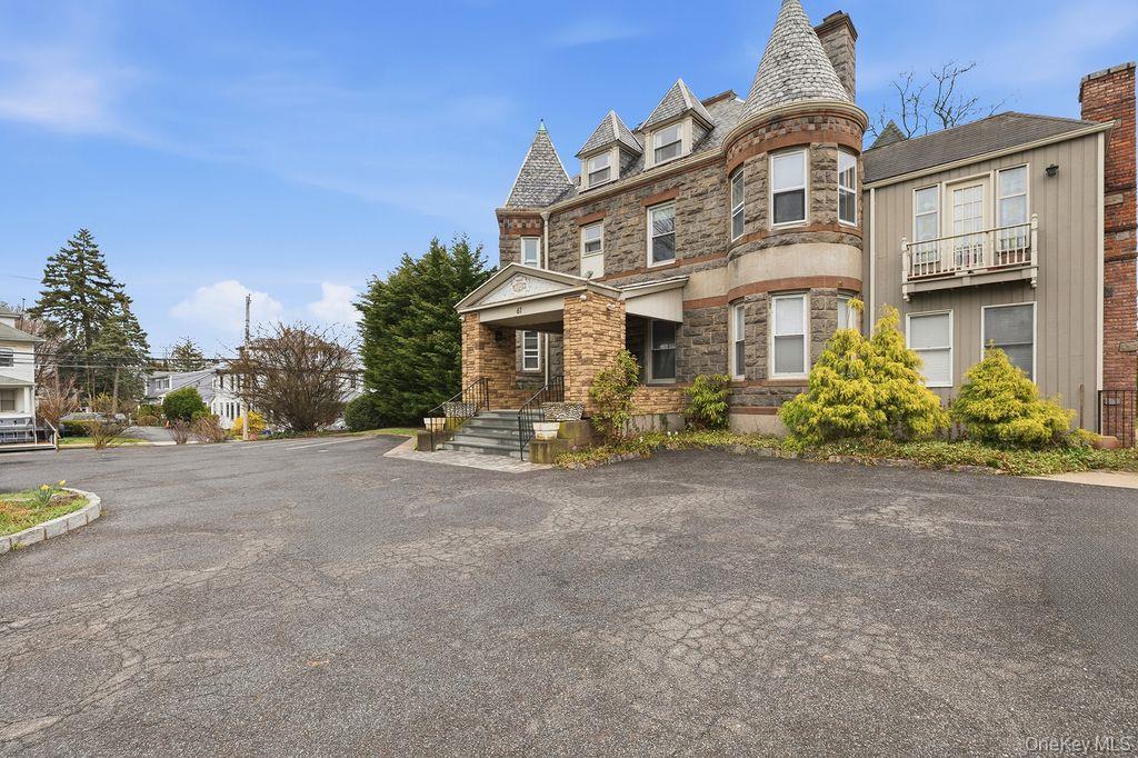 61 Orchard Avenue, Unit C1 Rye, NY 10580 - Photo 2 of 20