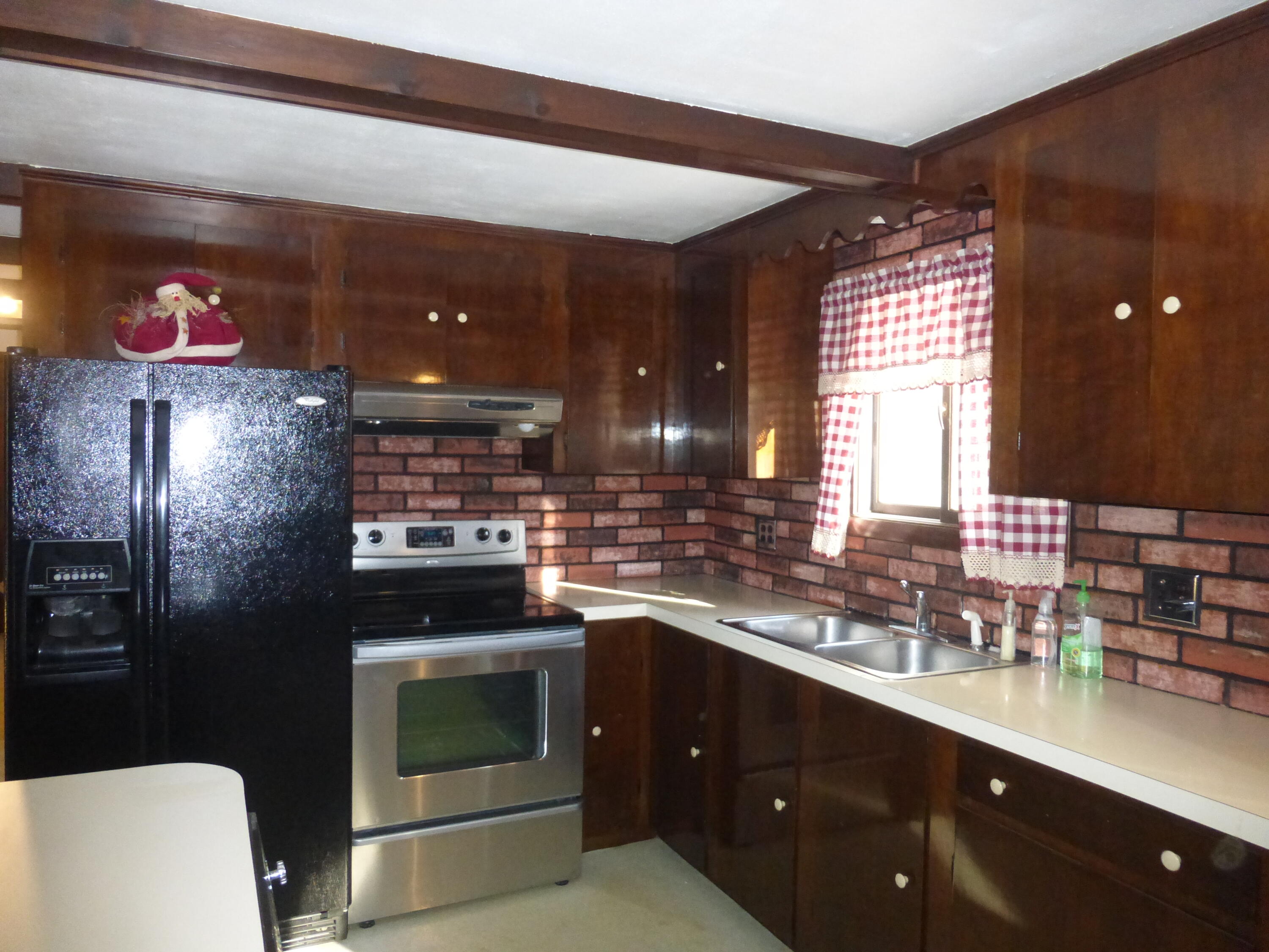 207 Dunnell Road Buxton, ME 04093 - Photo 3 of 27 P1030055