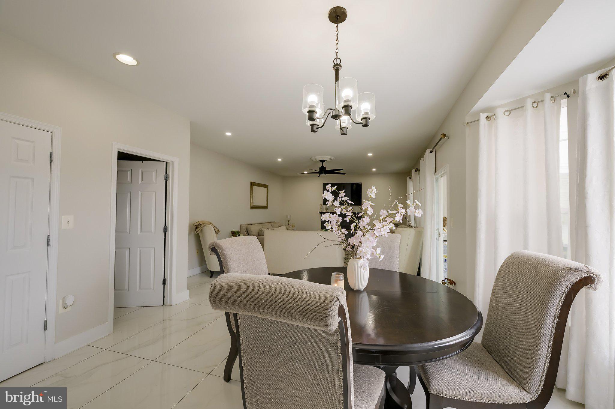 601 Crossover Court Frederick, MD 21703 - Photo 14 of 55 Bright and inviting dining space.