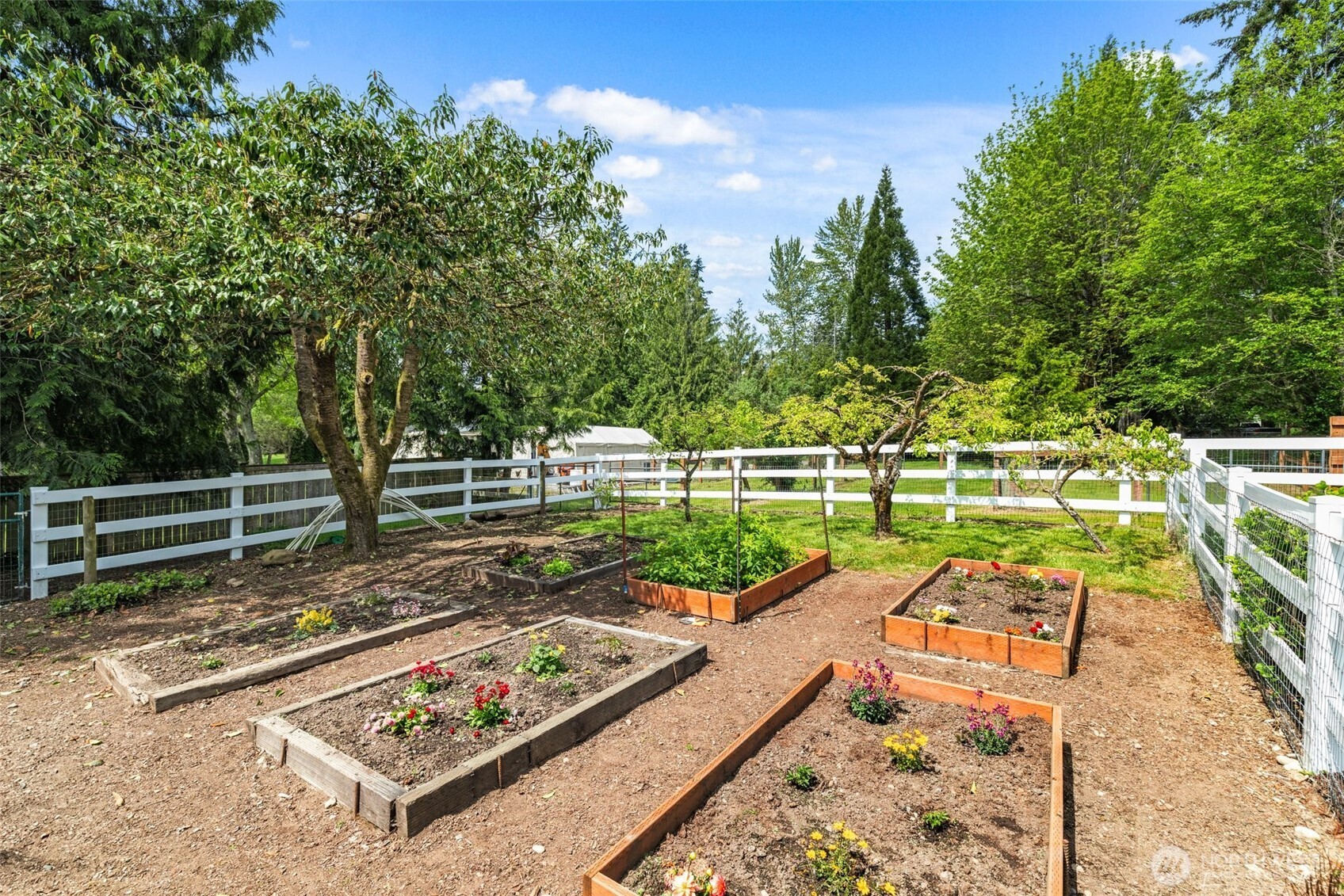 20828 Southeast 202nd Street Renton, WA 98058 - Photo 27 of 40 Gallery Image 27