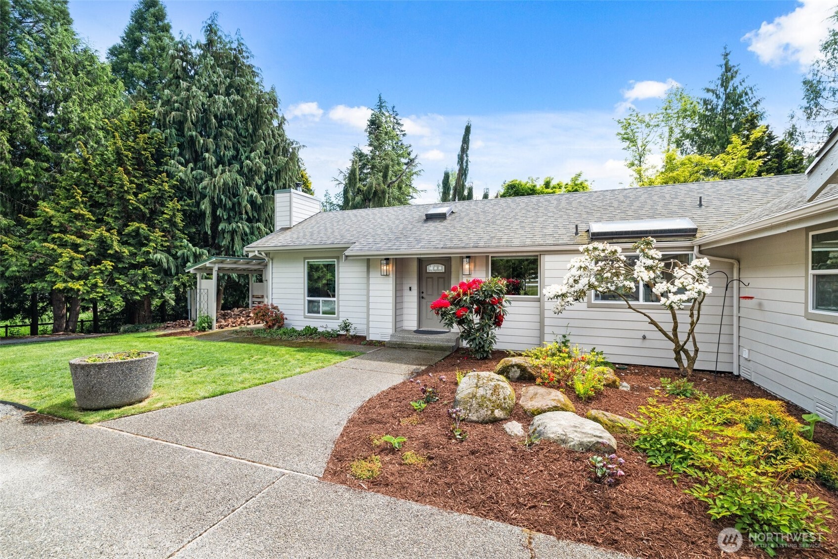 20828 Southeast 202nd Street Renton, WA 98058 - Photo 5 of 40 Gallery Image 5