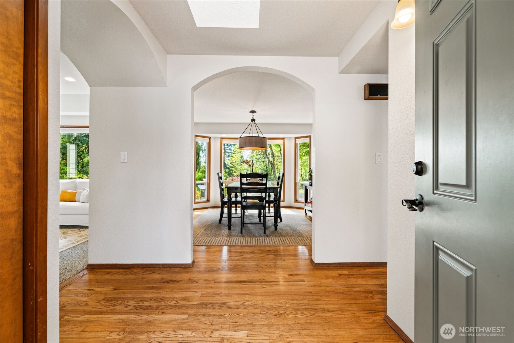 20828 Southeast 202nd Street Renton, WA 98058 - Photo 6 of 40 Gallery Image 6