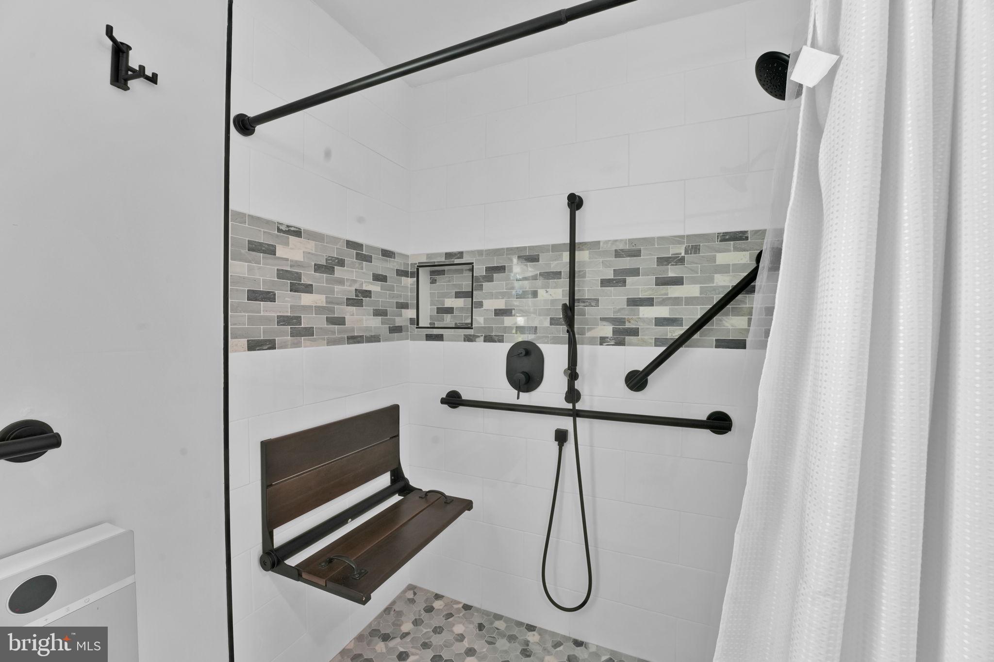 3300 Hawks Hill Road New Windsor, MD 21776 - Photo 18 of 84